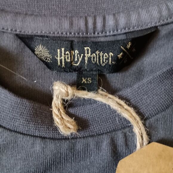 Harry Potter Collection Chamber Of Secrets T-shirt Grey Size XS NWT RARE - Picture 4 of 5